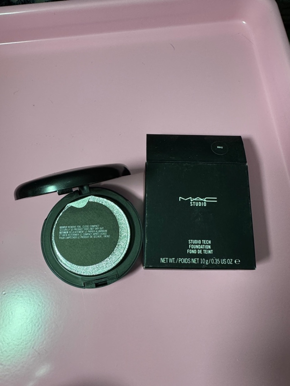 MAC Cosmetics Studio Tech Compact Foundation NW43 - Picture 2 of 7